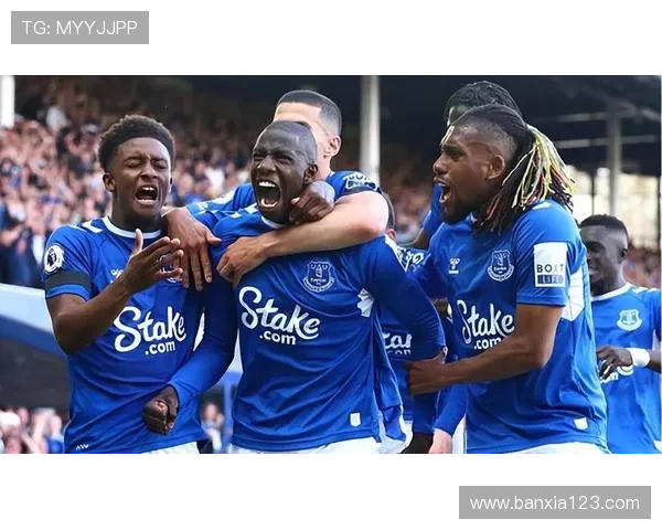 英超热门球队近期表现稳健，直播关注度持续提升